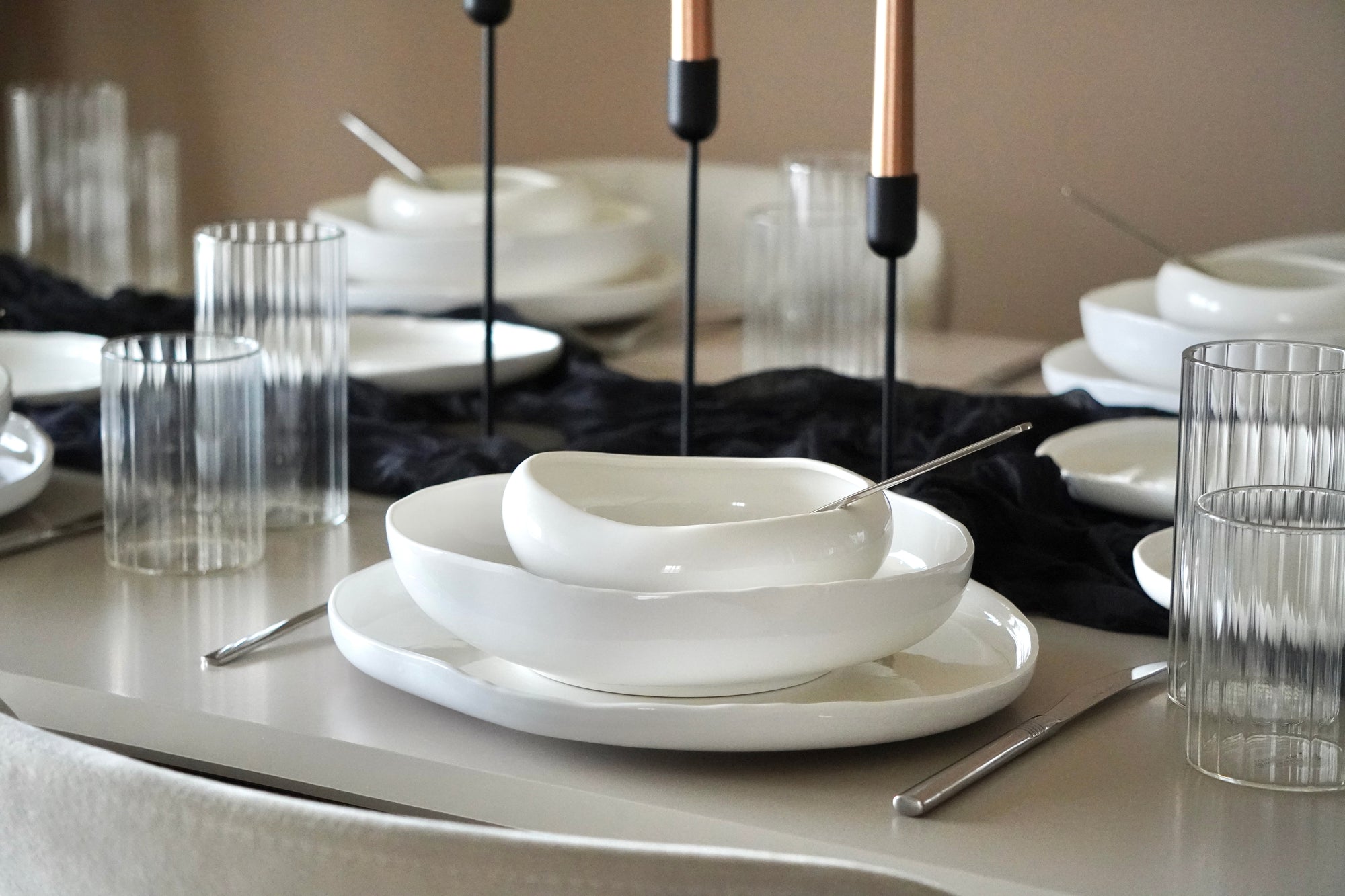 BRICARD SERVICE DE TABLE BARLES 6 PERSONNES 25 PIECES - ALINDA HOME