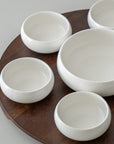 PLATEAU APERITIF TOURNANT PORCELAINE & ACACIA BELICIA | 7 BOLS | 1 PLATEAU