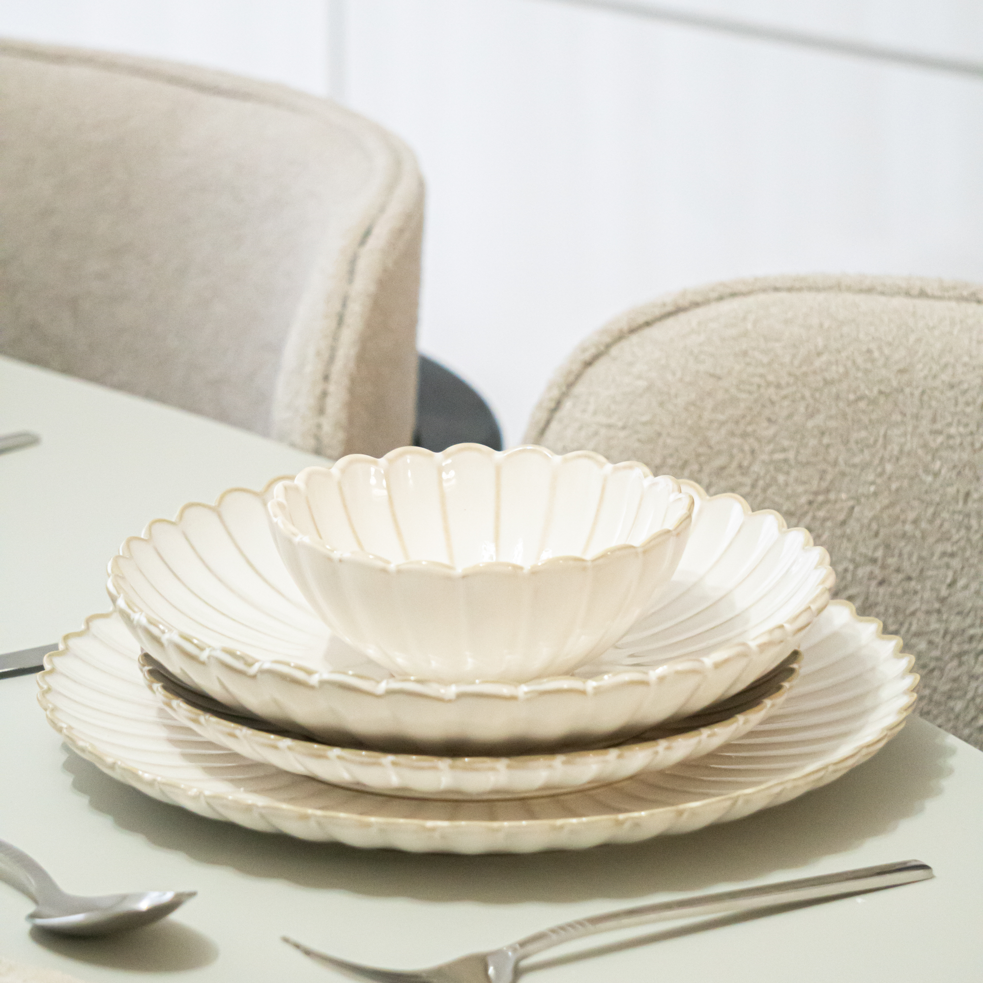 SERVICE DE TABLE BLOOMY 24PIECES 6PERSONNES