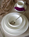 BRICARD SERVICE DE TABLE REVEL 25 PIECES 6 PERSONNES - ALINDA HOME 