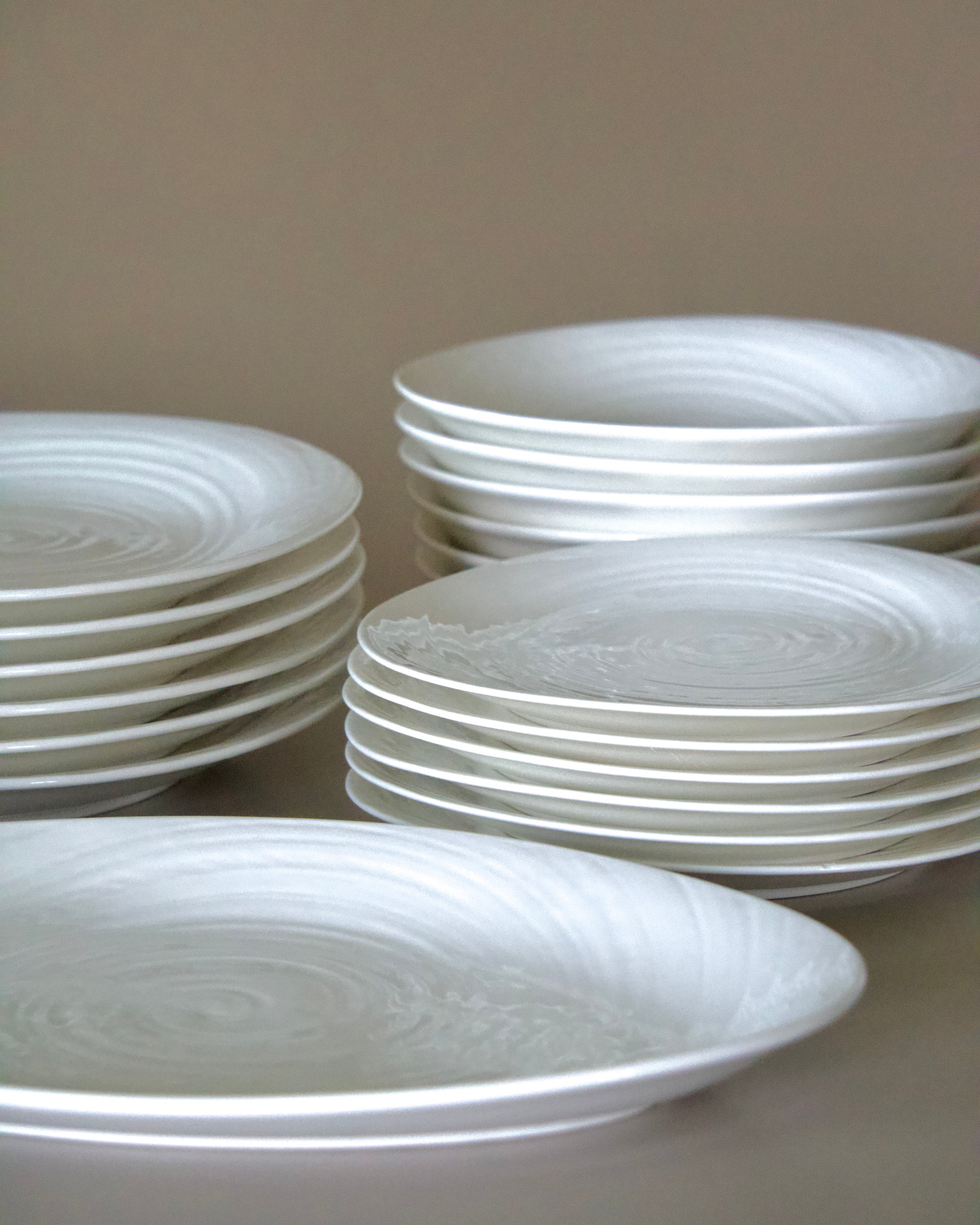 BRICARD SERVICE DE TABLE DIJON 25 PIECES 6 PERSONNES - ALINDA HOME