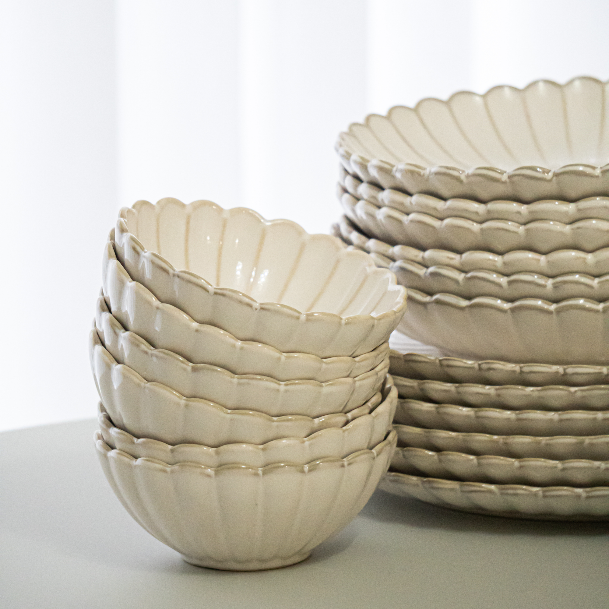 SERVICE DE TABLE BLOOMY 24PIECES 6PERSONNES