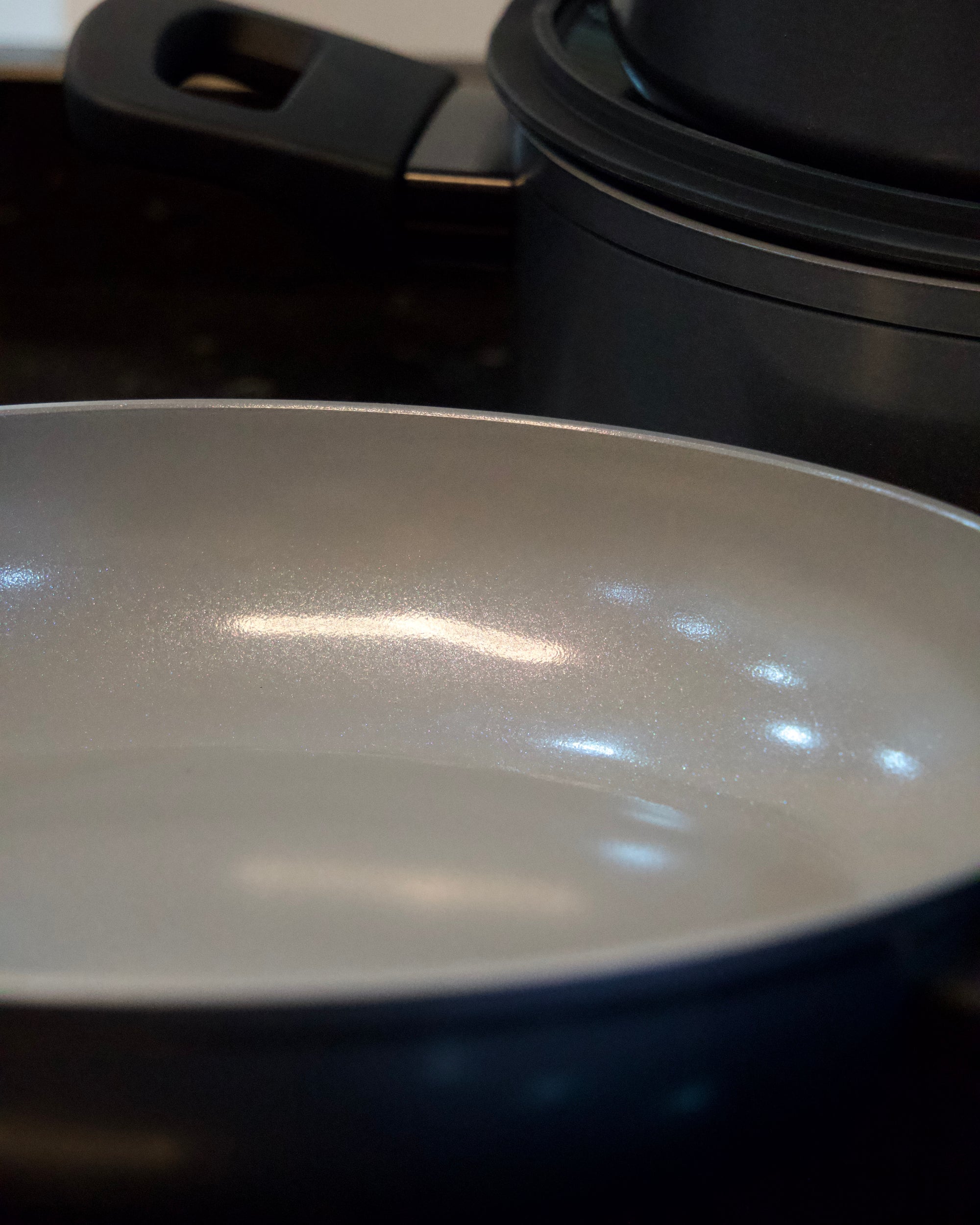 KARACA BATTERIE DE CUISINE ICONIC GRIS 7 PIECES