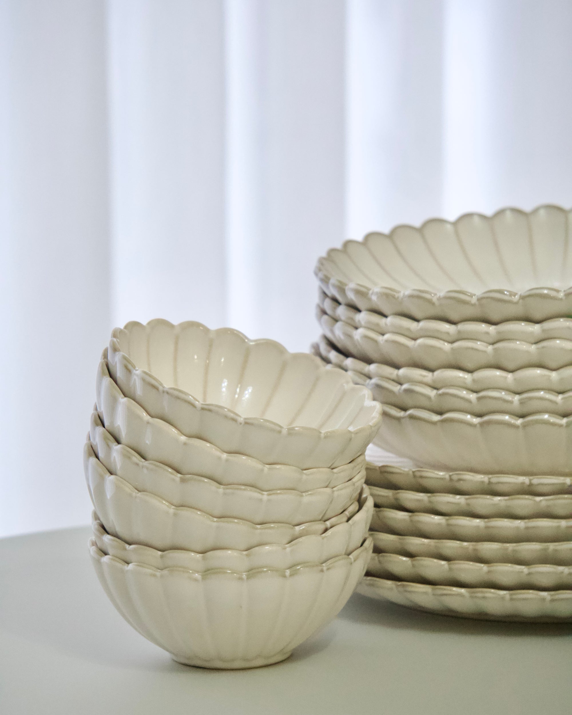 SERVICE DE TABLE BLOOMY 24PIECES 6PERSONNES