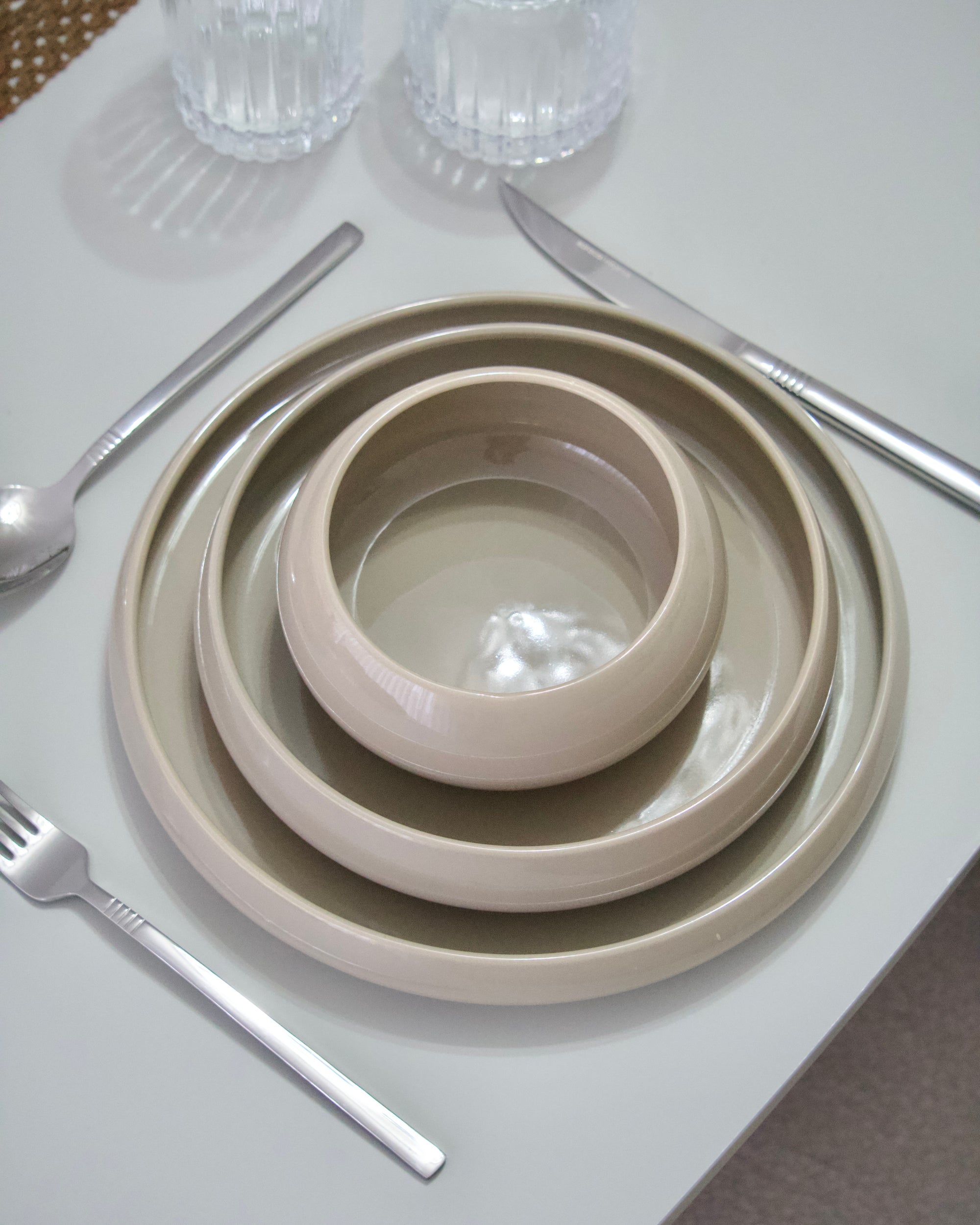 SERVICE DE TABLE MOON BEIGE 27 PIECES 6 PERSONNES