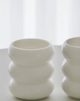 SET OF 2 BUBBLE WHITE MUGS 400ML