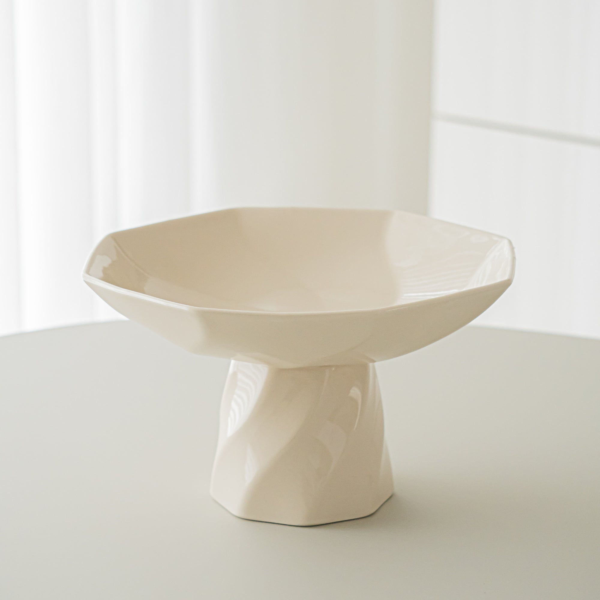 COUPE A FRUIT/VASE EN PORCELAINE IMERA CREME