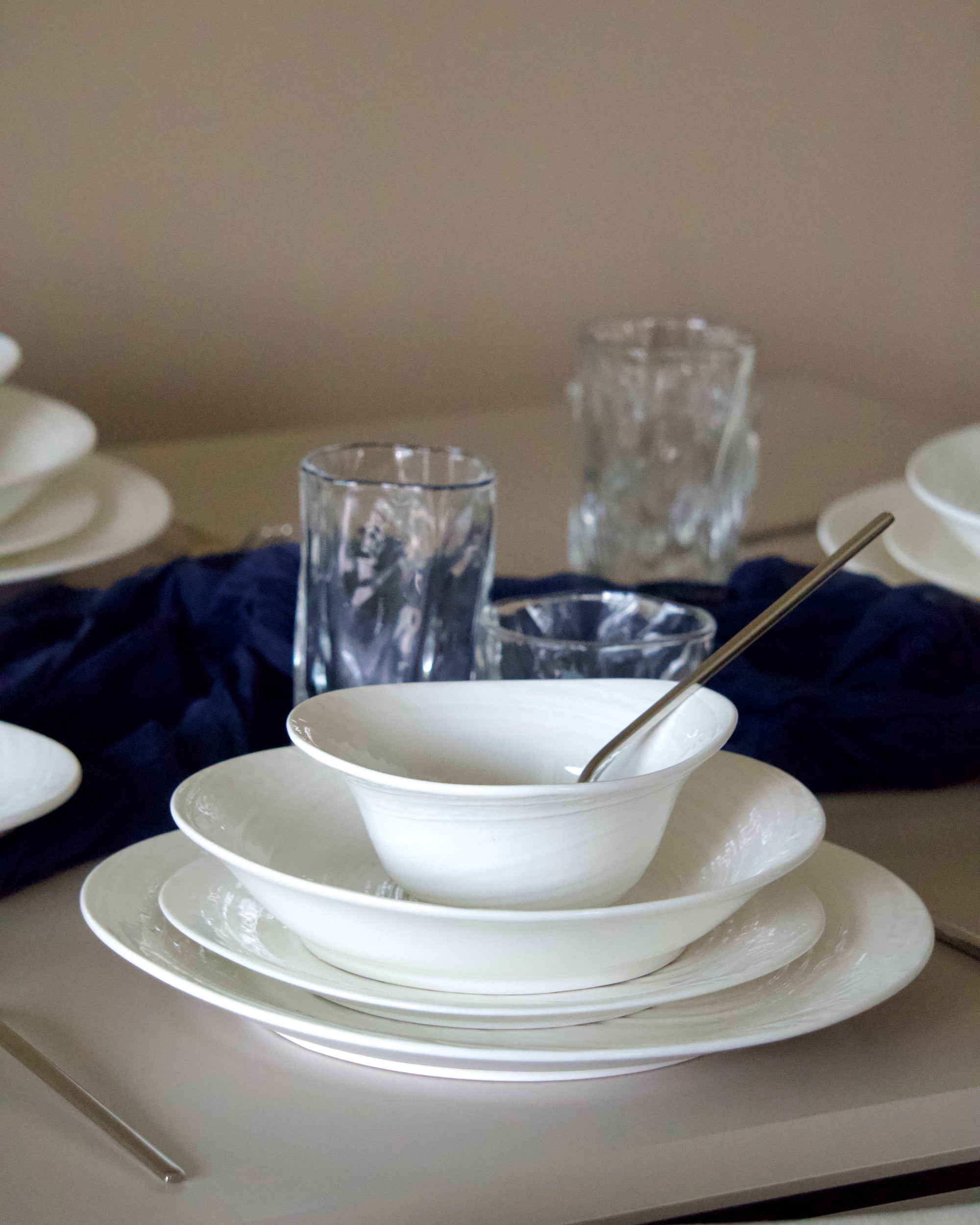 BRICARD SERVICE DE TABLE DIJON 25 PIECES 6 PERSONNES - ALINDA HOME