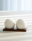DUO SALIERE & POIVRIERE SPHERIQUE ACACIA & PORCELAINE