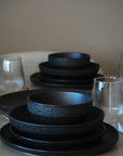 MULEX SERVICE DE TABLE DILA BLACK 6 PERSONNES 28 PIECES