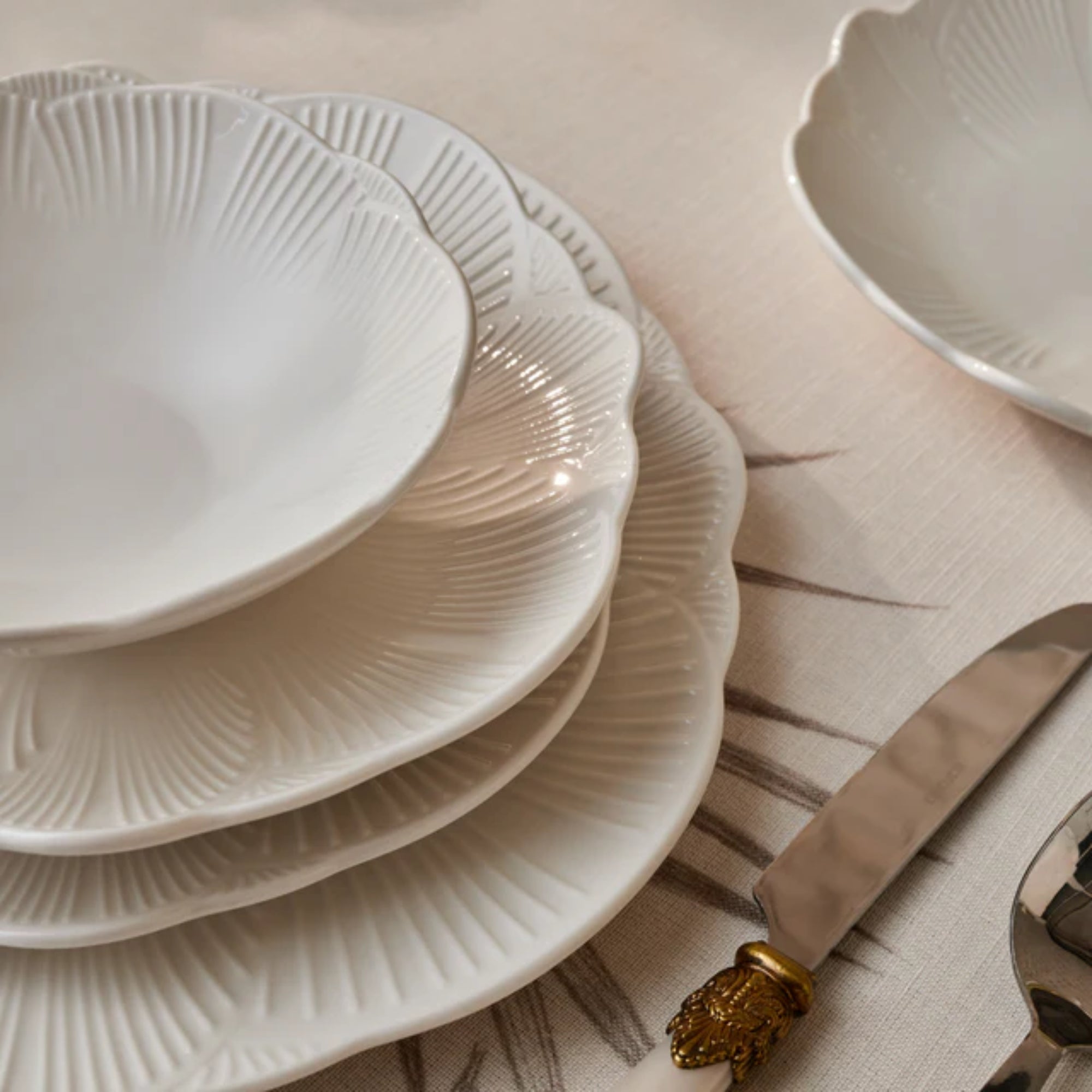 KARACA SERVICE DE TABLE BLOOM | 24 PIECES | 6 PERSONNES