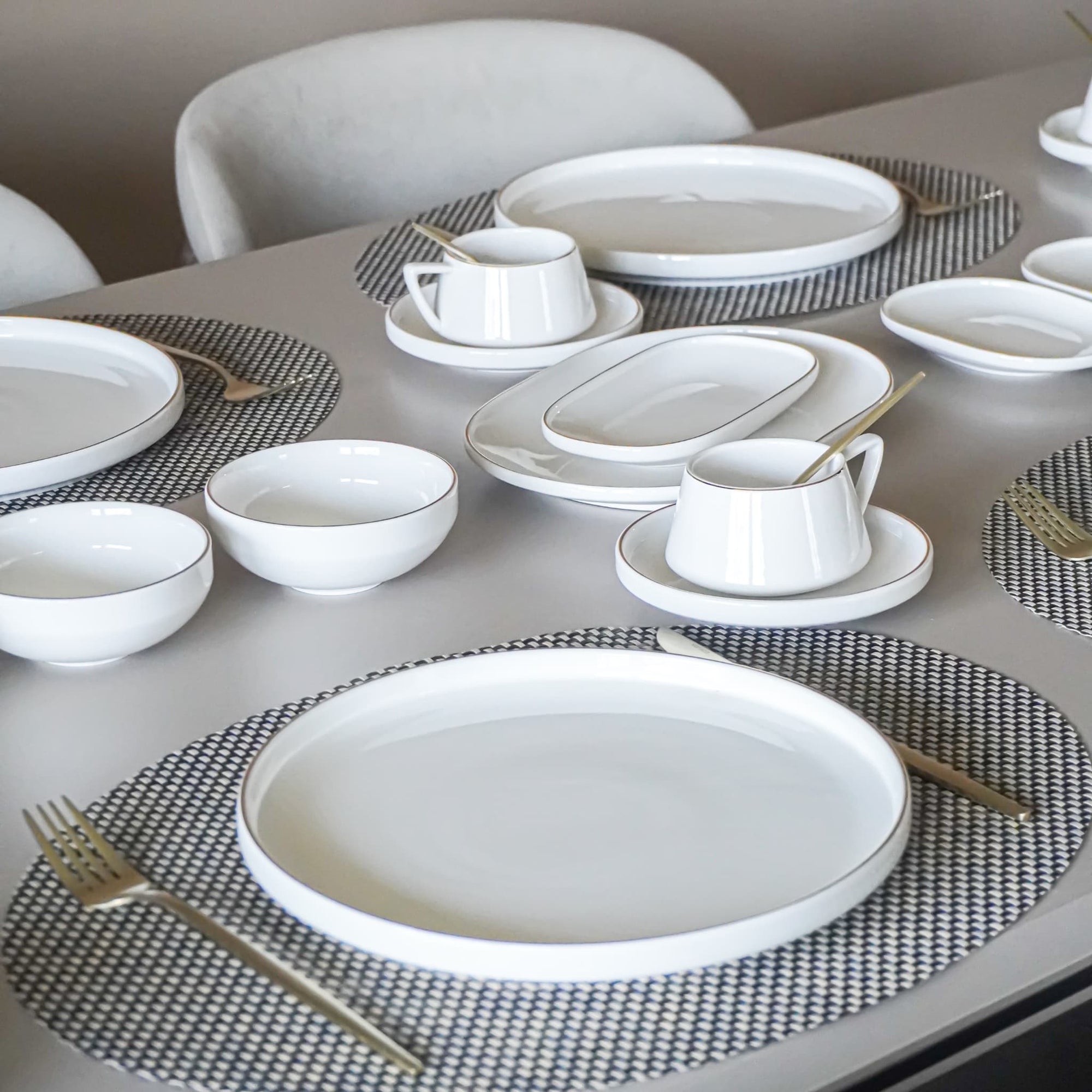KARACA STREAMLINE MERIDIAN 34-PIECE BRUNCH SET