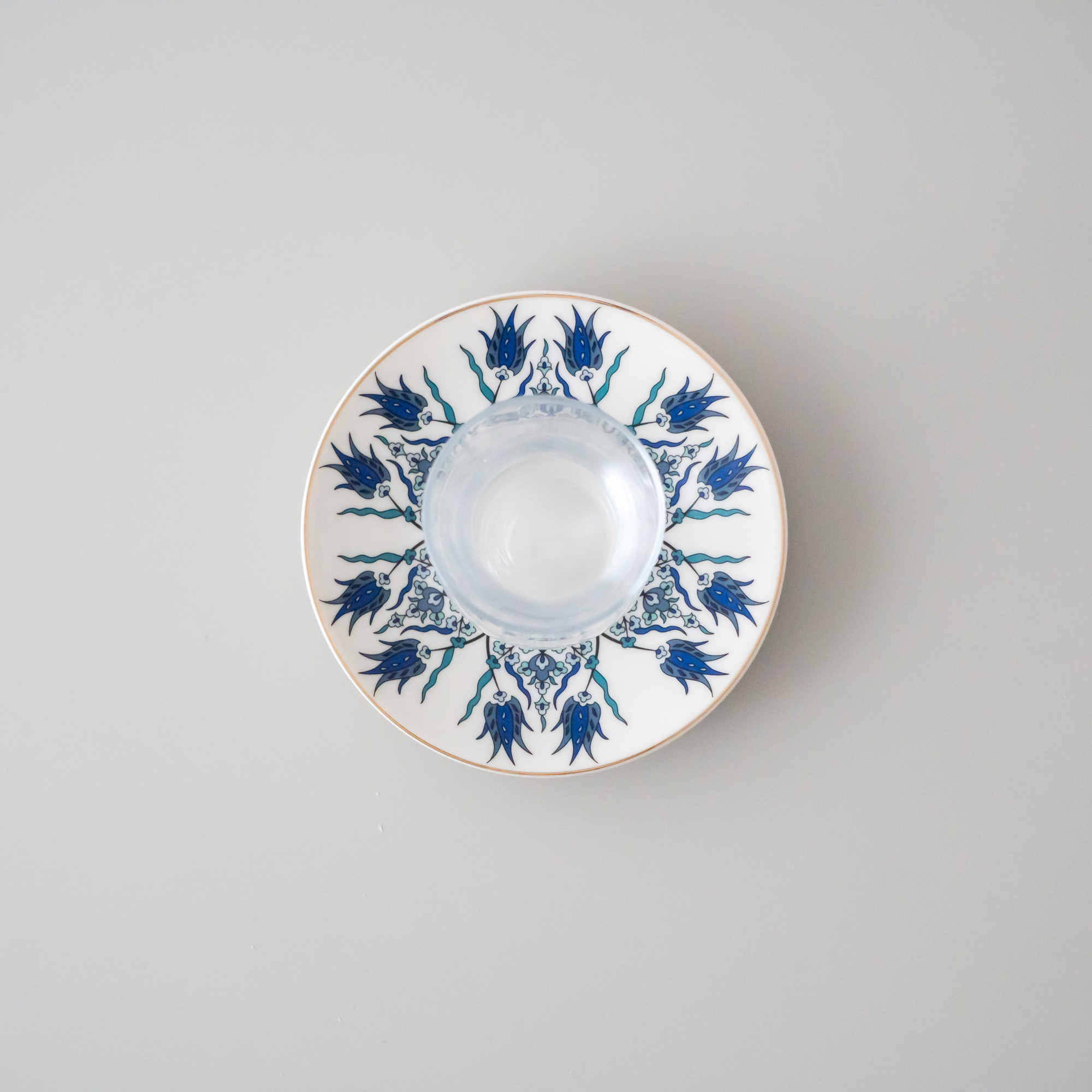 KARACA SERVICE A THE IZNIK 12PIECES 6PERSONNES