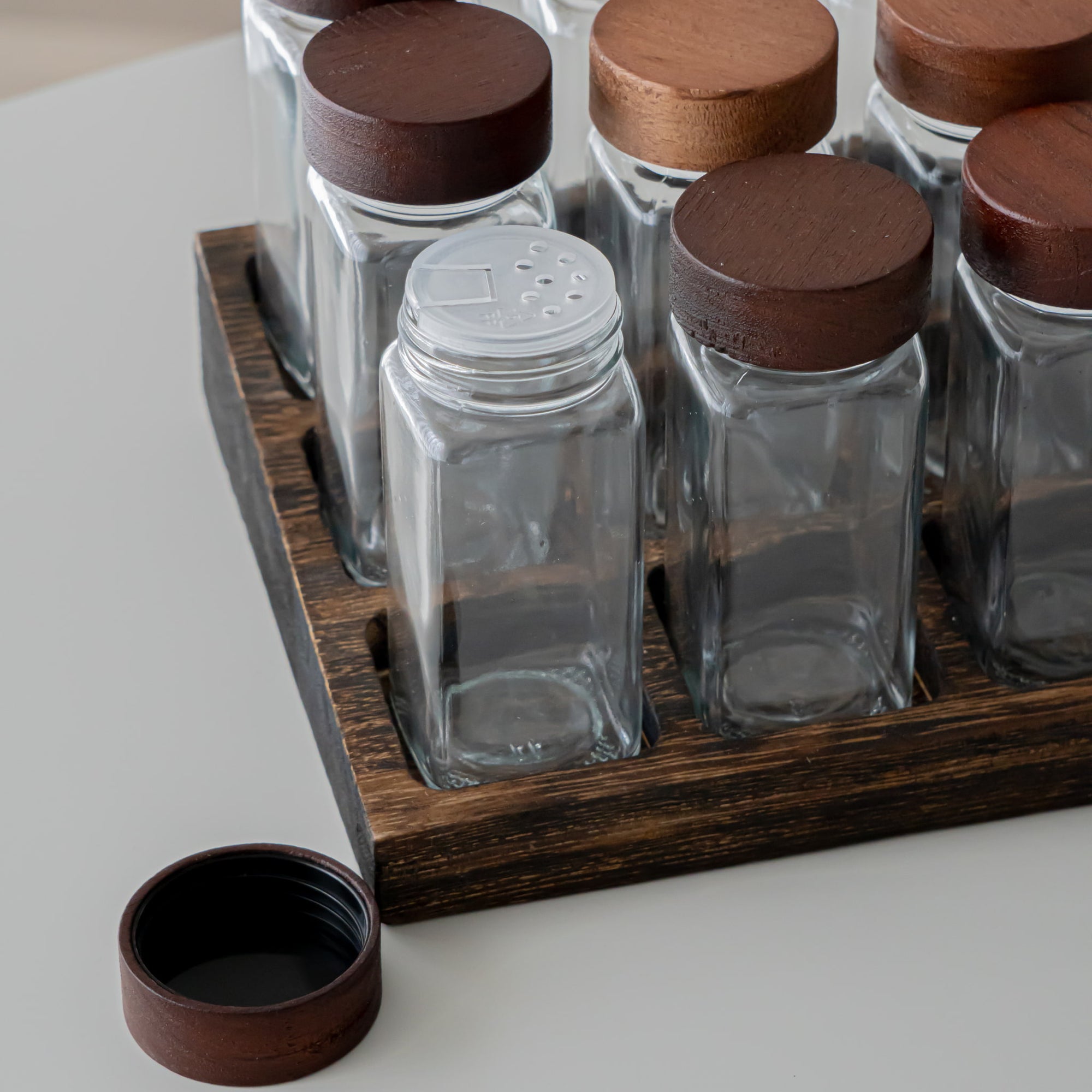 LOT DE 12 POTS A EPICES AVEC SUPPORT ACACIA JAR | 13 PIECES
