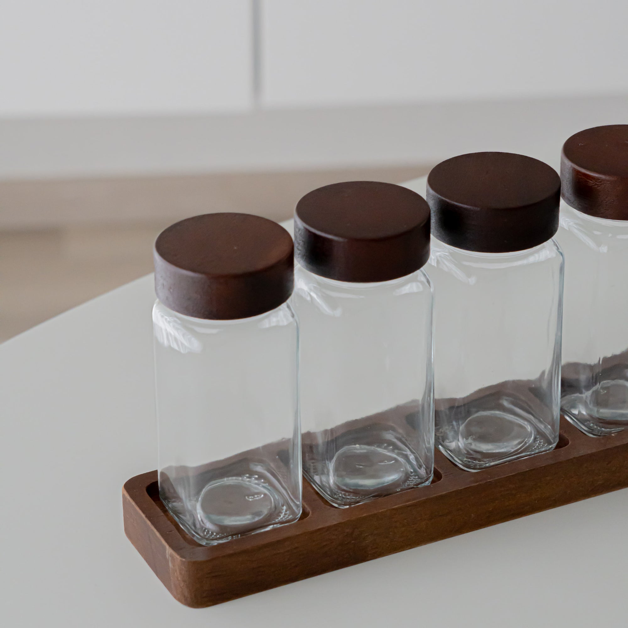 LOT DE 6 POTS A EPICES AVEC SUPPORT ACACIA JAR | 7 PIECES