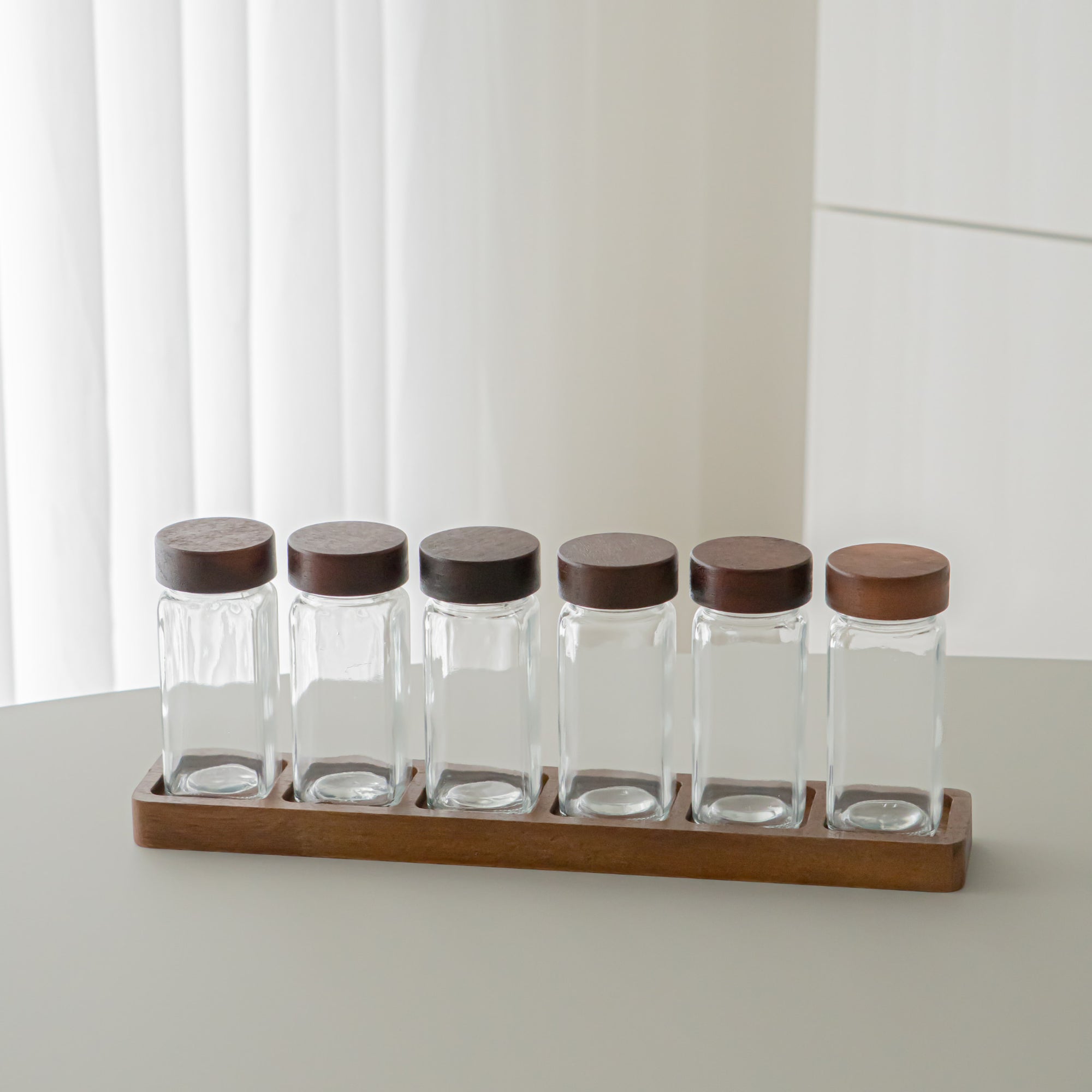LOT DE 6 POTS A EPICES AVEC SUPPORT ACACIA JAR | 7 PIECES