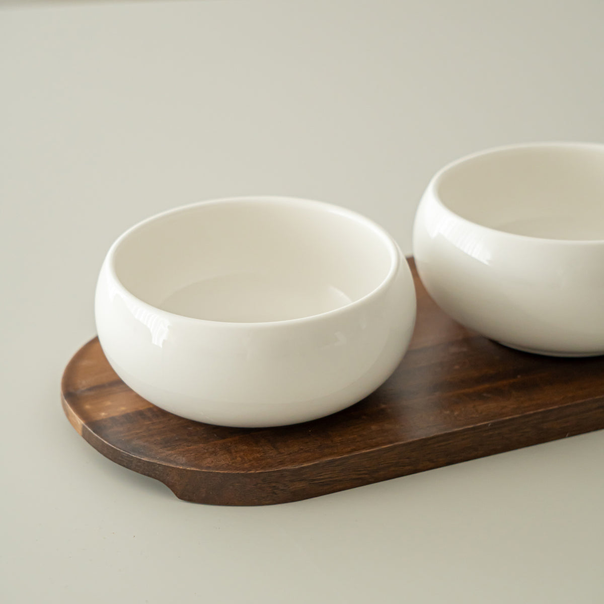 PLATEAU APERITIF PORCELAINE &amp; ACACIA BELICIA MIDDLE | 3 BOLS | 1 PLATEAU