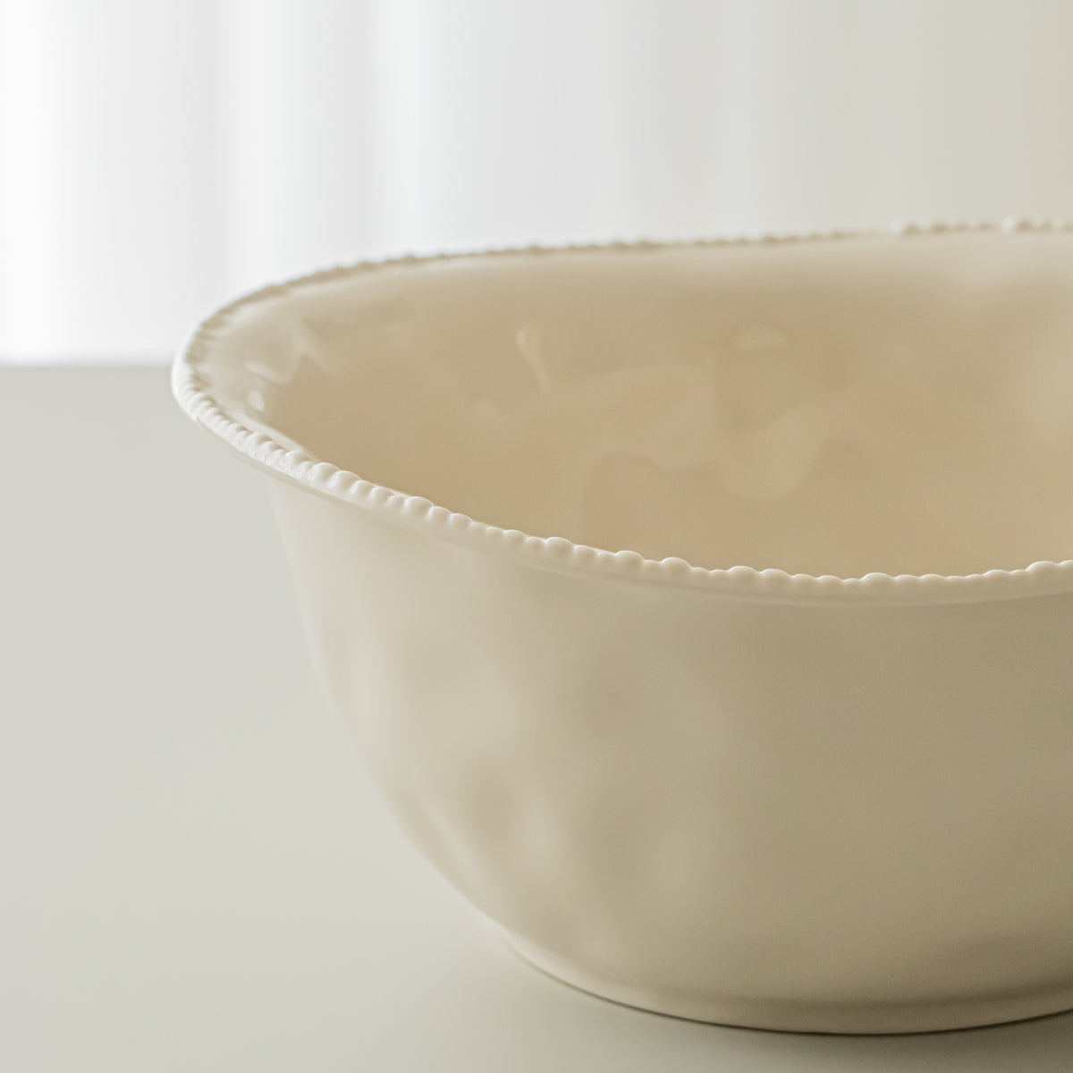 SALADIER PEARLS CREME | 22.8CM