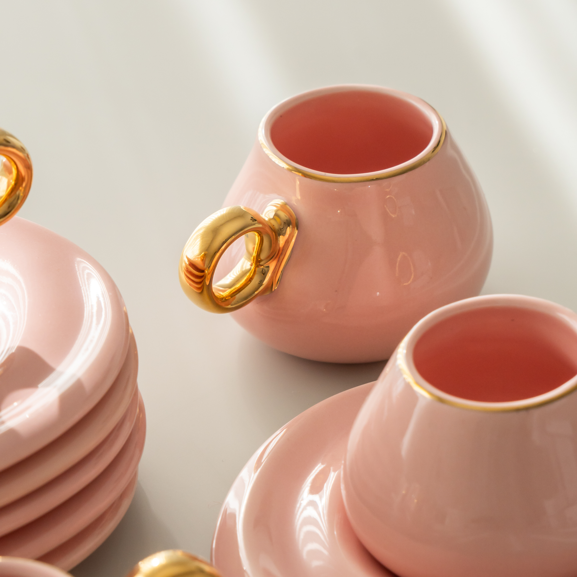 KARACA SERVICE A CAFE KREMA ROSE 90ML | 12 PIECES | 6PERSONNES