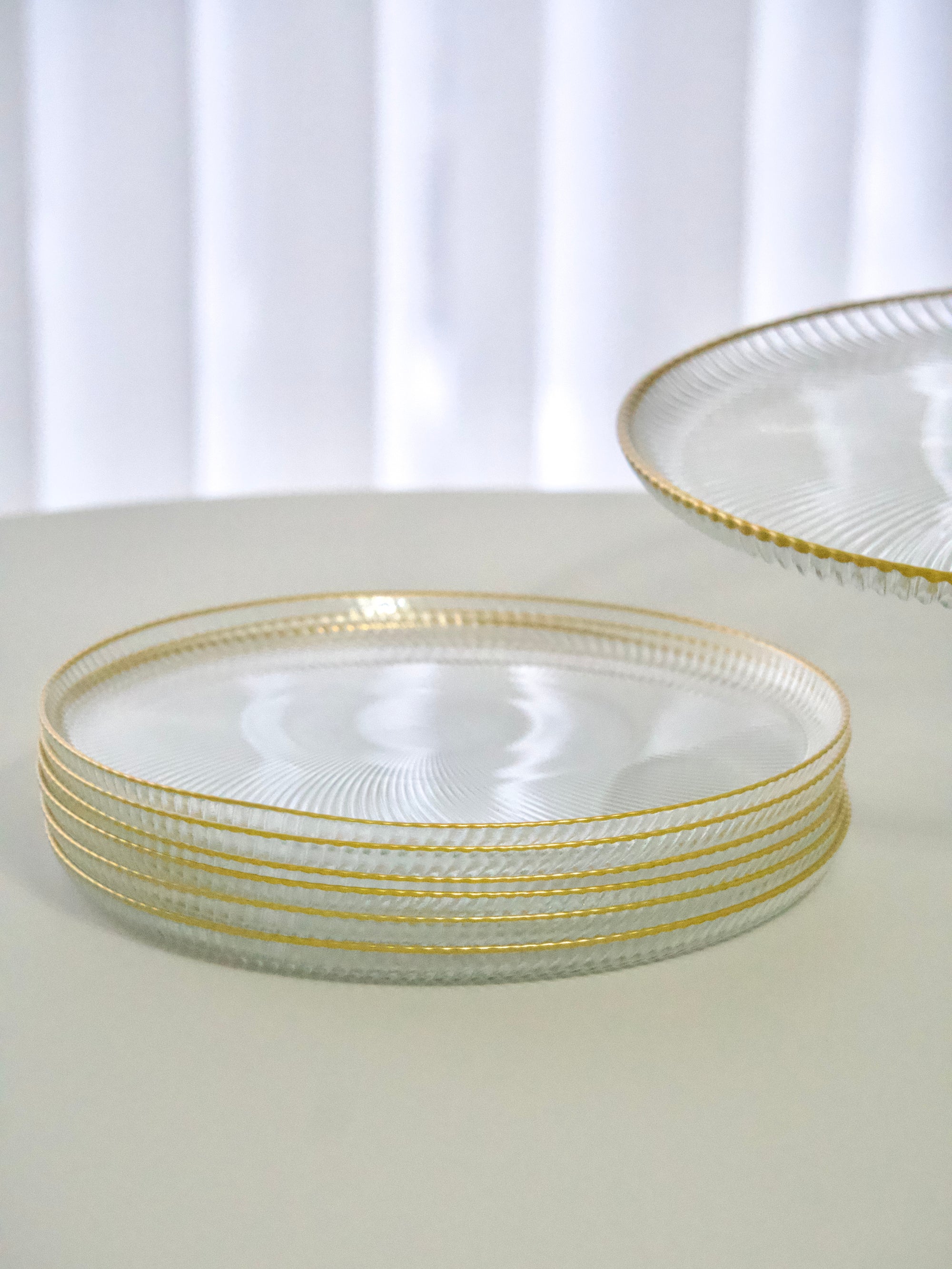 KARACA SERVICE A DESSERT JEST GOLD RIM 7 PIECES