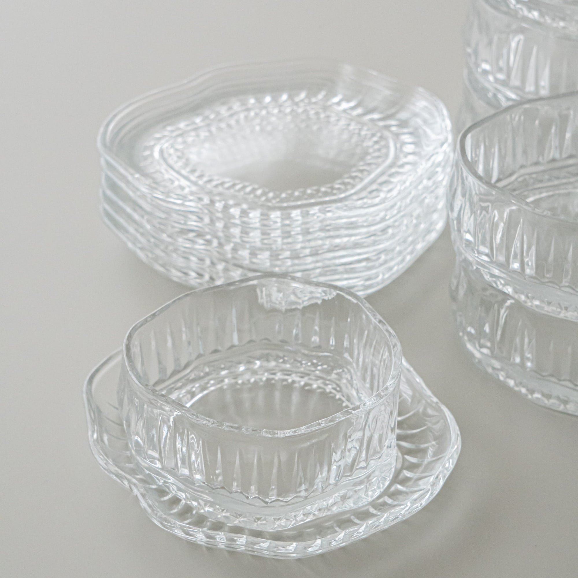 SERVICE APÉRITIF 2-EN-1 WAVE STRIE | 6 BOLS + 6 SOUCOUPES | 250ML