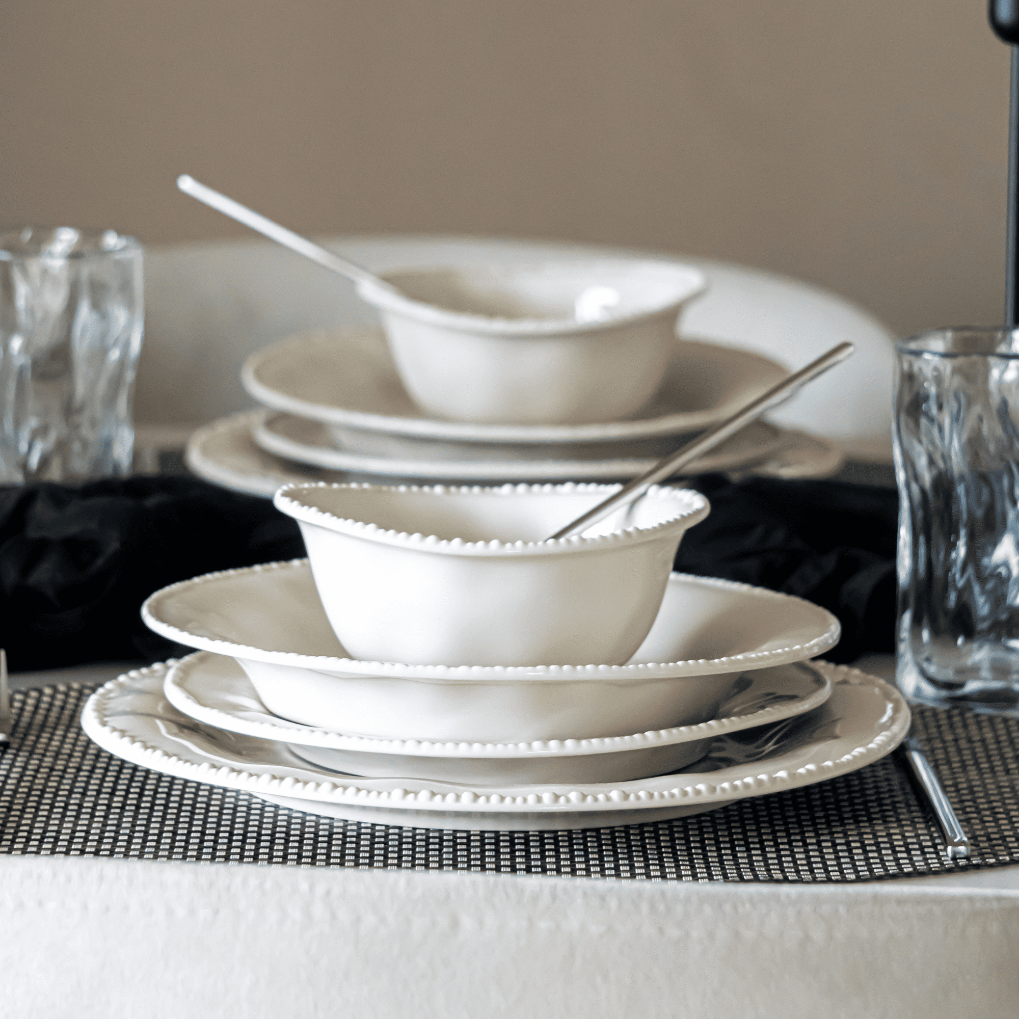 PEARLS BEIGE 24-PIECE DINNER SET FOR 6 PEOPLE