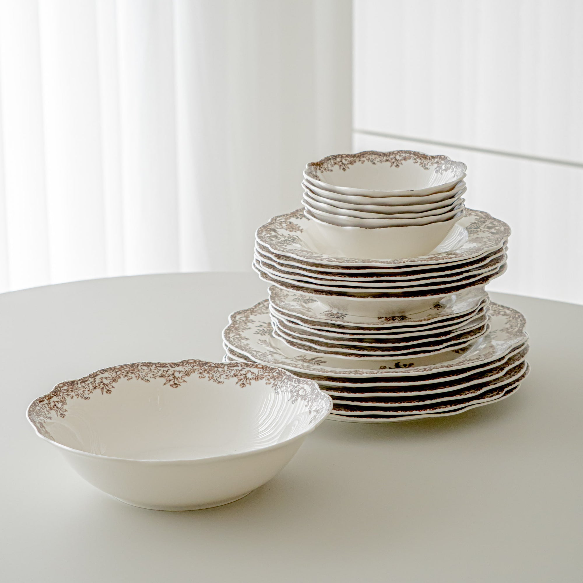 SERVICE DE TABLE VINTAGE MARRON | 25 PIECES | 6 PERSONNES