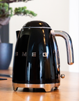 SMEG 50s STYLE KETTLE | 1.7L | GLOSSY BLACK