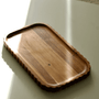 PLATEAU A BORD ONDULÉ EN BOIS D'ACACIA | 34X20CM