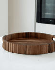 PLATEAU A RAYURES EN BOIS D'ACACIA | 35.5CM