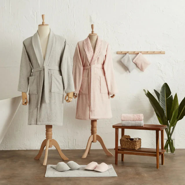 Keksa odamlarning eshakda sikilishi pornosini tomosha qiling Ular kochada yapon ayollariga tegishadi