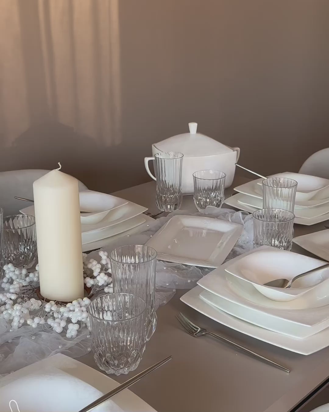 KARACA SERVICE DE TABLE FINE PEARL HELEN 62 PIECES - ALINDA HOME 